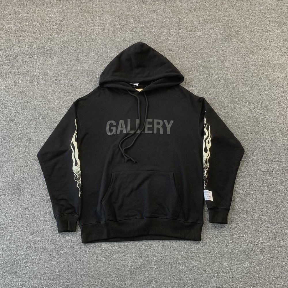 Gallery black long-sleeved sweater flame mountain letter graffiti